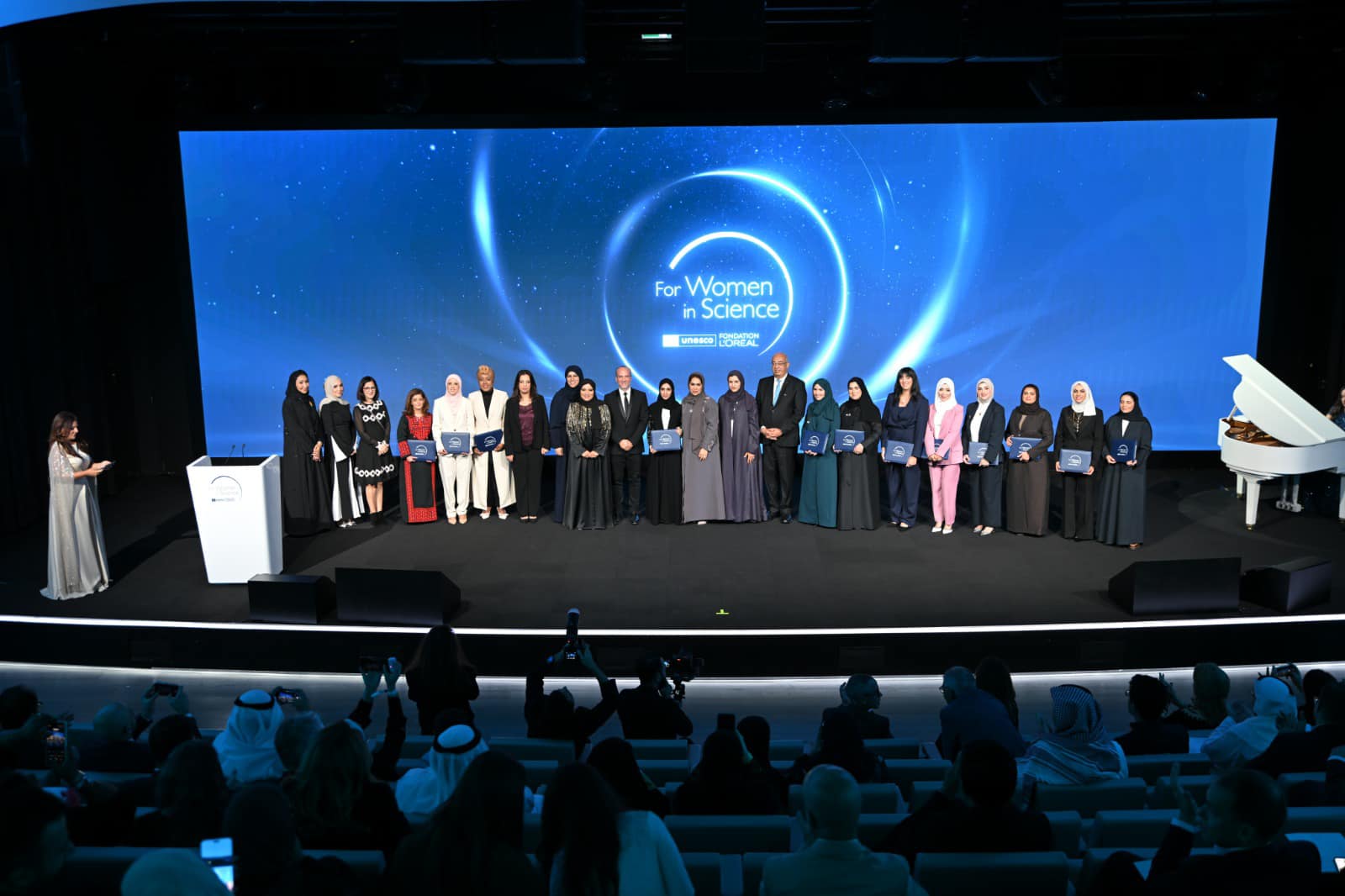 Bulletin: L’Oréal-Unesco Honours 12 Arab Women Scientists; Gaza Students Resume In-Person Learning