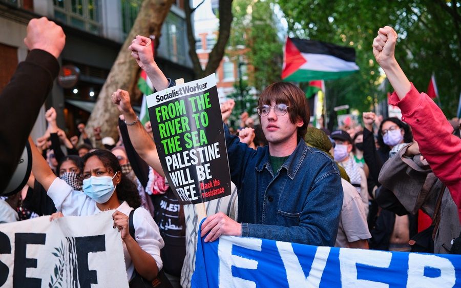 تقرير يرصد 964 حادثة قمع للتضامن مع فلسطين في المملكة المتحدة